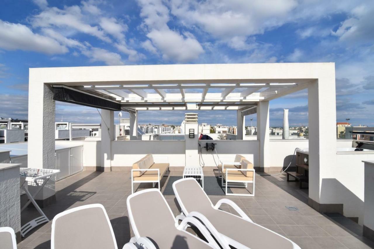 Appartement Penthouse Oasis Beach II La Zenia à Dehesa de Campoamor  Extérieur photo